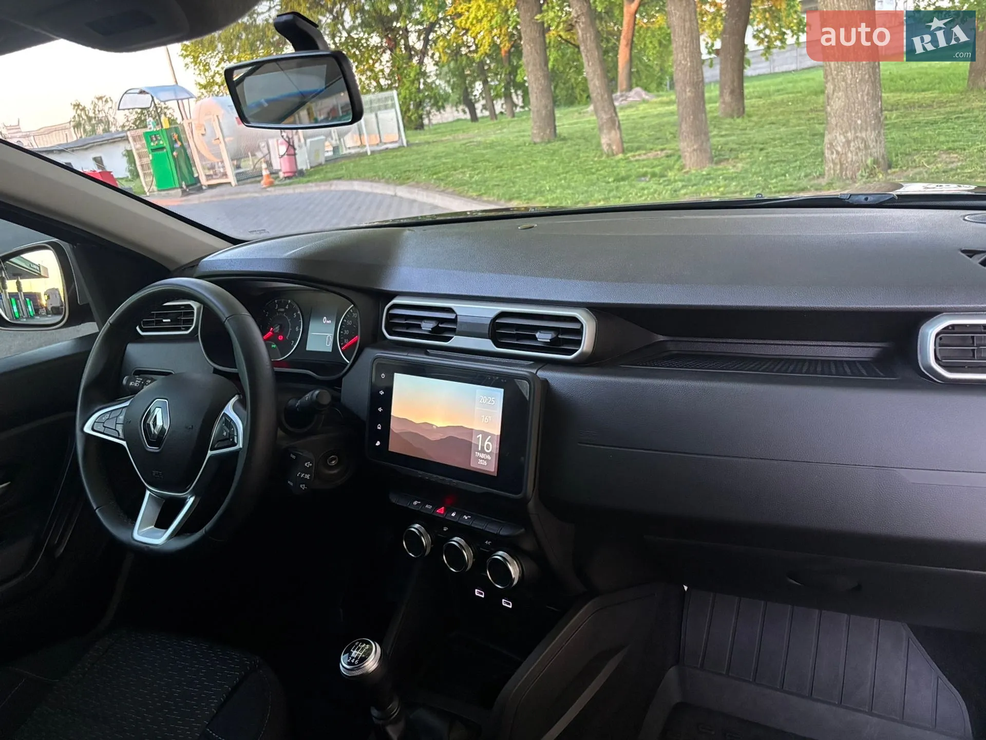 2023 Renault Duster - мініатюра 15