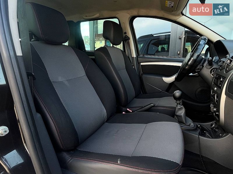 Позашляховик / Кросовер Renault Duster 2013 в Києві