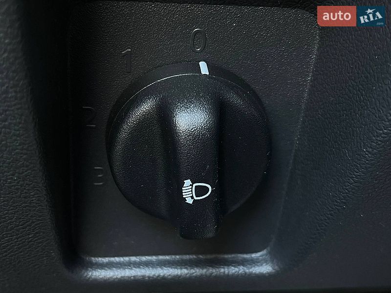 Позашляховик / Кросовер Renault Duster 2013 в Києві