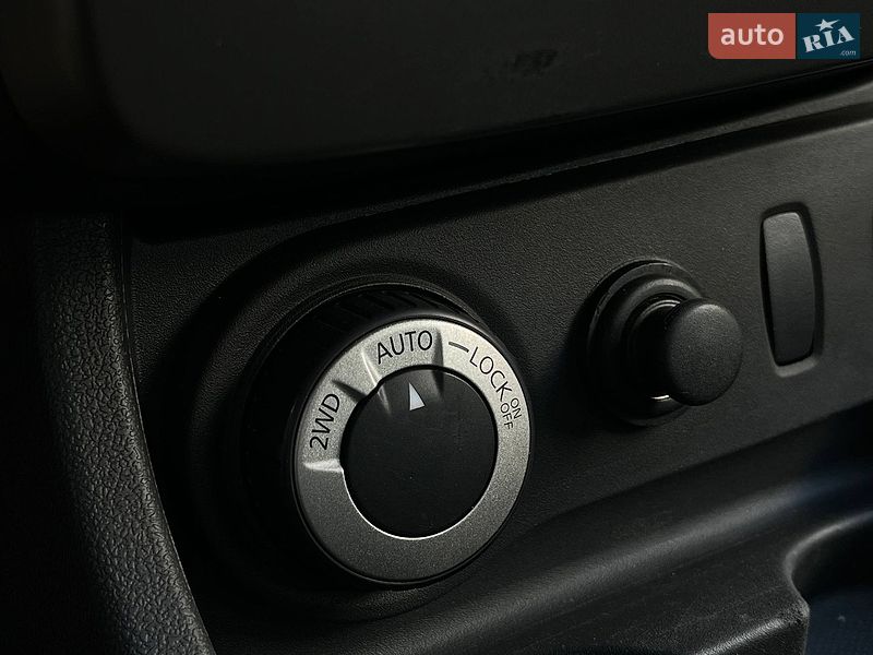 Позашляховик / Кросовер Renault Duster 2013 в Києві