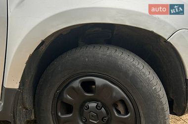 Внедорожник / Кроссовер Renault Duster 2012 в Тараще