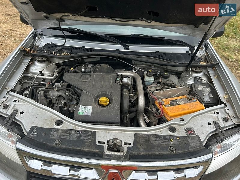 Внедорожник / Кроссовер Renault Duster 2012 в Тараще