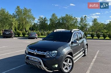 Позашляховик / Кросовер Renault Duster 2016 в Хмільнику