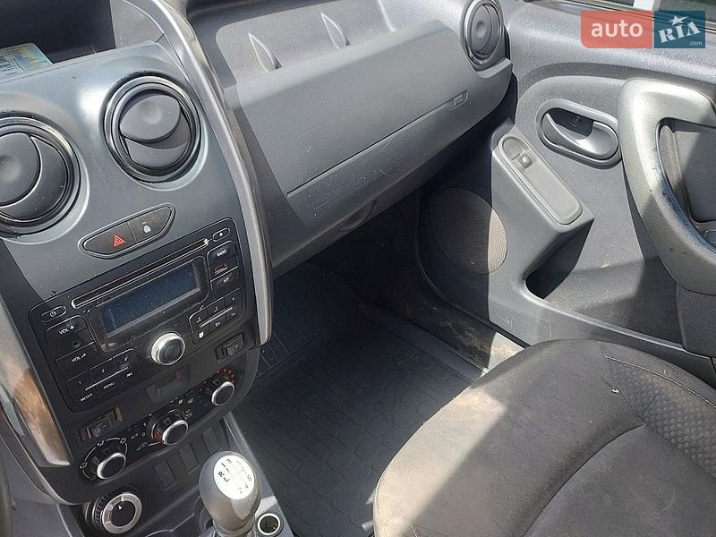 Позашляховик / Кросовер Renault Duster 2017 в Любарі