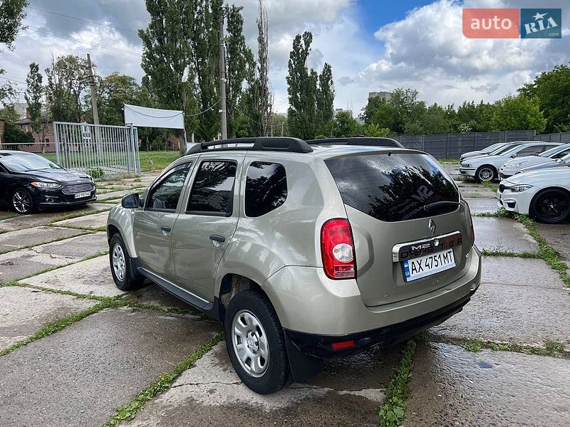 Внедорожник / Кроссовер Renault Duster 2014 в Харькове