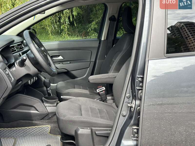Внедорожник / Кроссовер Renault Duster 2022 в Киеве