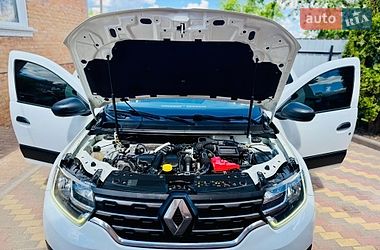Позашляховик / Кросовер Renault Duster 2018 в Ромнах