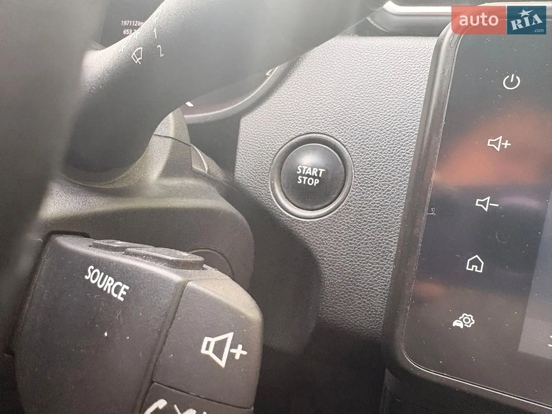 2021 Renault Duster - мініатюра 20