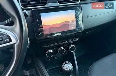 Внедорожник / Кроссовер Renault Duster 2021 в Киеве