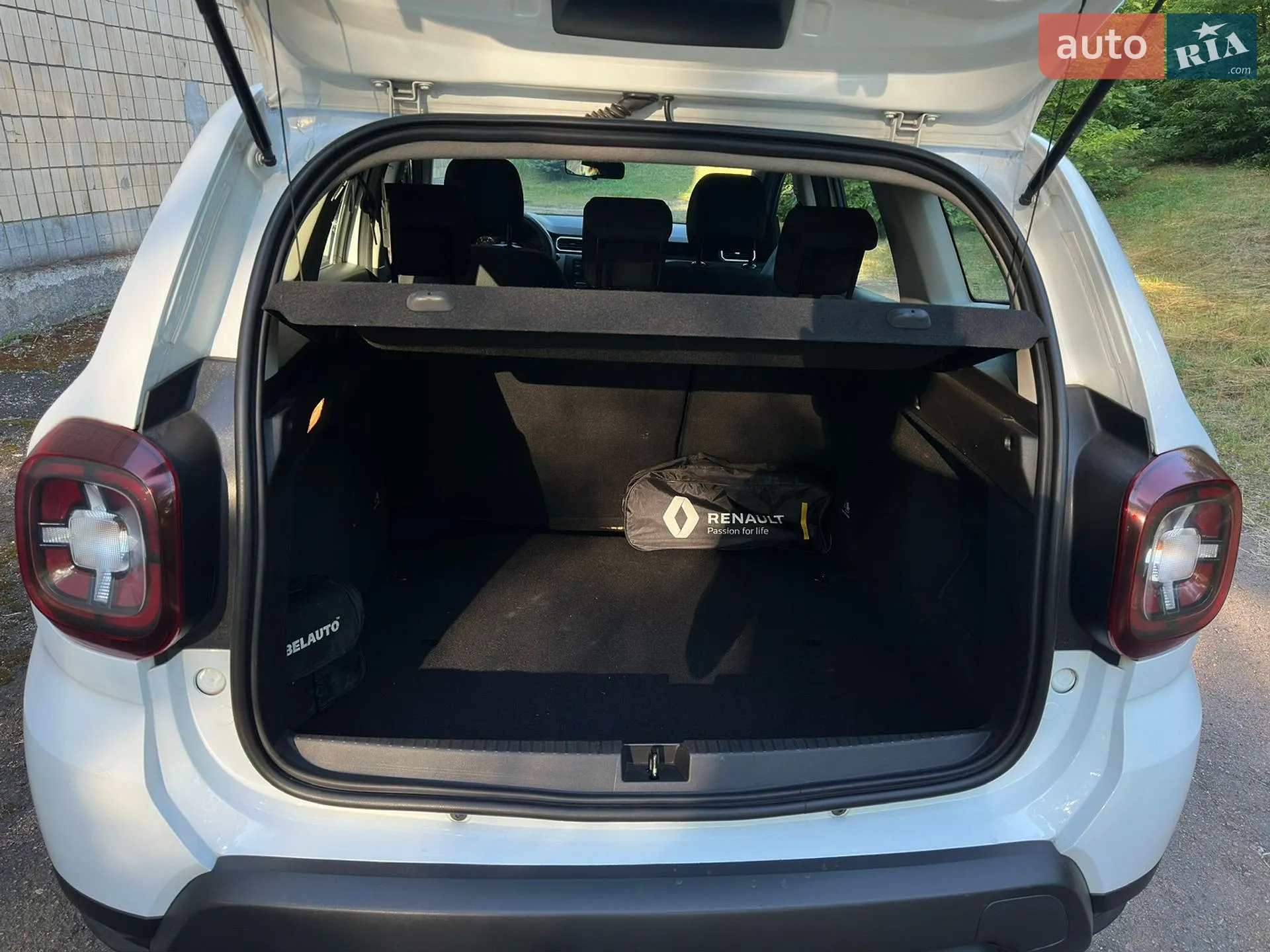 2021 Renault Duster - мініатюра 16