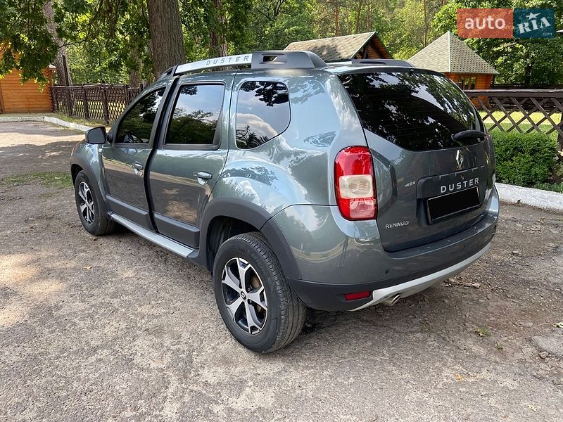 Внедорожник / Кроссовер Renault Duster 2017 в Луцке