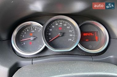Внедорожник / Кроссовер Renault Duster 2017 в Луцке