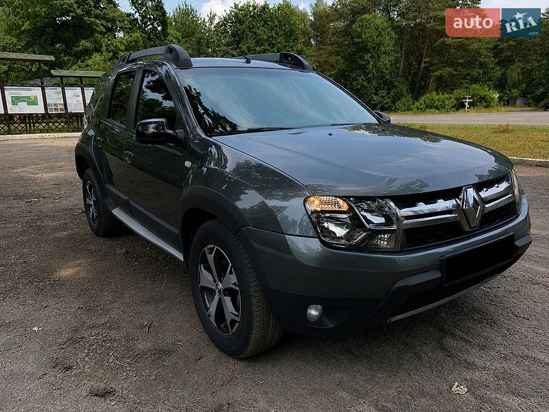 Внедорожник / Кроссовер Renault Duster 2017 в Луцке