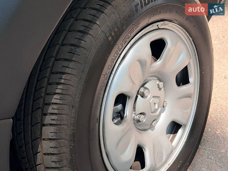 Позашляховик / Кросовер Renault Duster 2011 в Охтирці