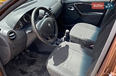 Внедорожник / Кроссовер Renault Duster 2010 в Знаменке