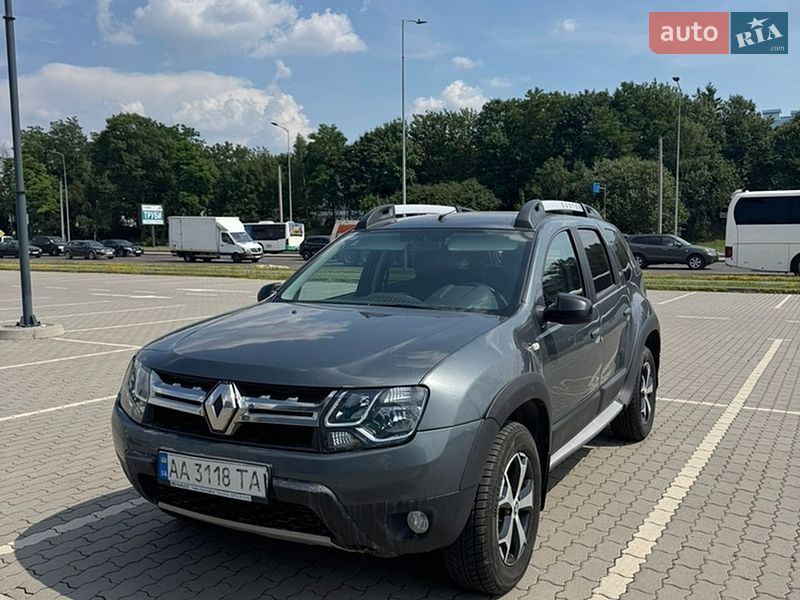 Позашляховик / Кросовер Renault Duster 2017 в Львові