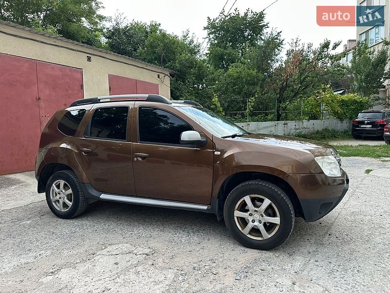 Внедорожник / Кроссовер Renault Duster 2010 в Каменец-Подольском