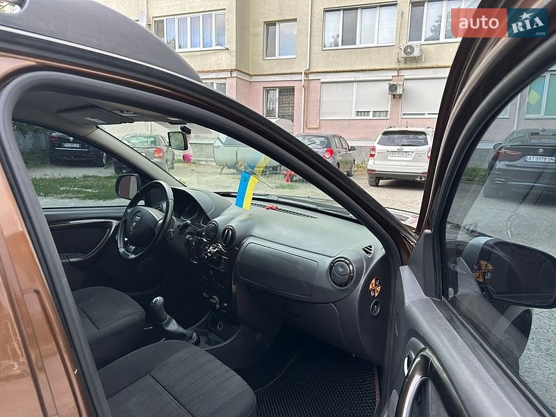 Внедорожник / Кроссовер Renault Duster 2010 в Каменец-Подольском