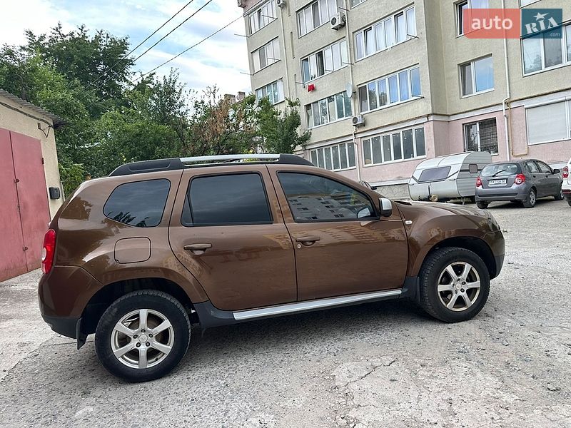 Внедорожник / Кроссовер Renault Duster 2010 в Каменец-Подольском