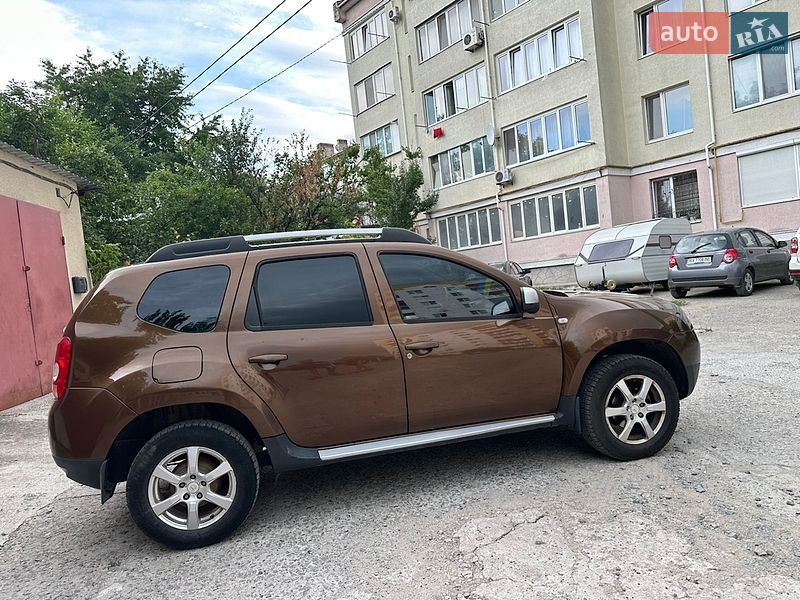 Внедорожник / Кроссовер Renault Duster 2010 в Каменец-Подольском