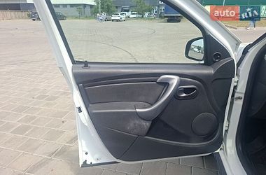 Внедорожник / Кроссовер Renault Duster 2013 в Черкассах фото 9 Внедорожник / Кроссовер Renault Duster 2013 в Черкассах