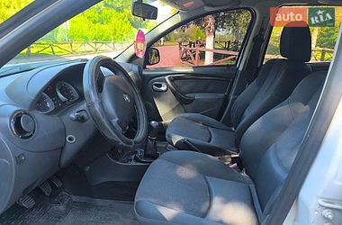 Позашляховик / Кросовер Renault Duster 2011 в Миргороді