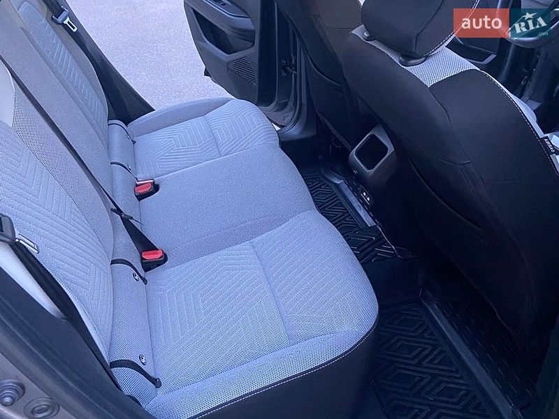 Позашляховик / Кросовер Renault Duster 2026 в Дніпрі