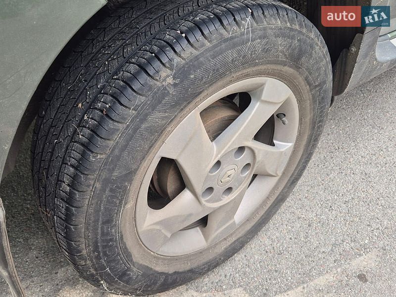 Внедорожник / Кроссовер Renault Duster 2013 в Киеве