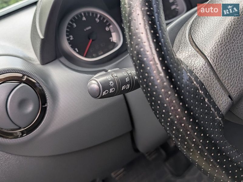 Позашляховик / Кросовер Renault Duster 2012 в Харкові