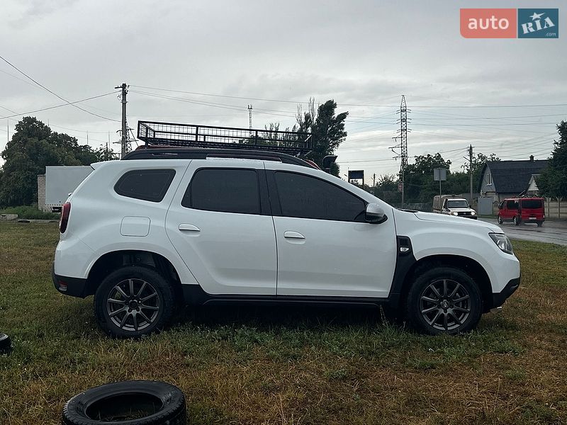 Внедорожник / Кроссовер Renault Duster 2023 в Лозовой