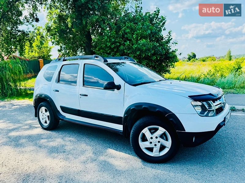 Внедорожник / Кроссовер Renault Duster 2017 в Ромнах