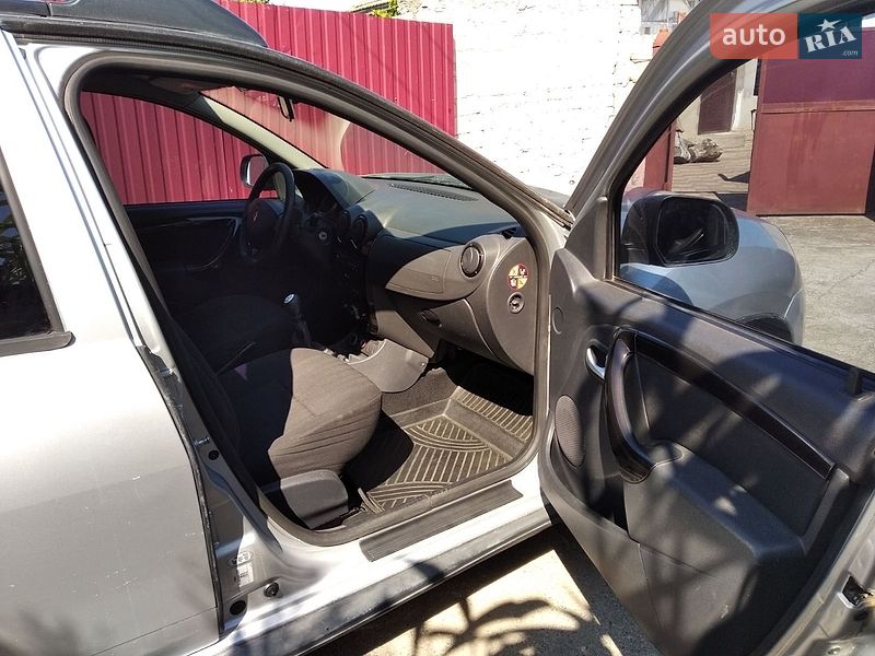 Позашляховик / Кросовер Renault Duster 2010 в Білгороді-Дністровському фото 6 Позашляховик / Кросовер Renault Duster 2010 в Білгороді-Дністровському