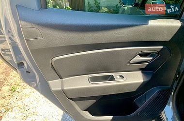 Позашляховик / Кросовер Renault Duster 2024 в Кам'янському