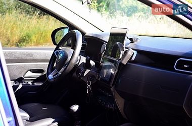 Позашляховик / Кросовер Renault Duster 2023 в Саврані