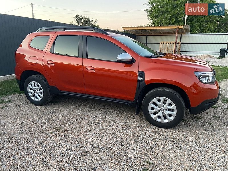 Позашляховик / Кросовер Renault Duster 2023 в Помічній