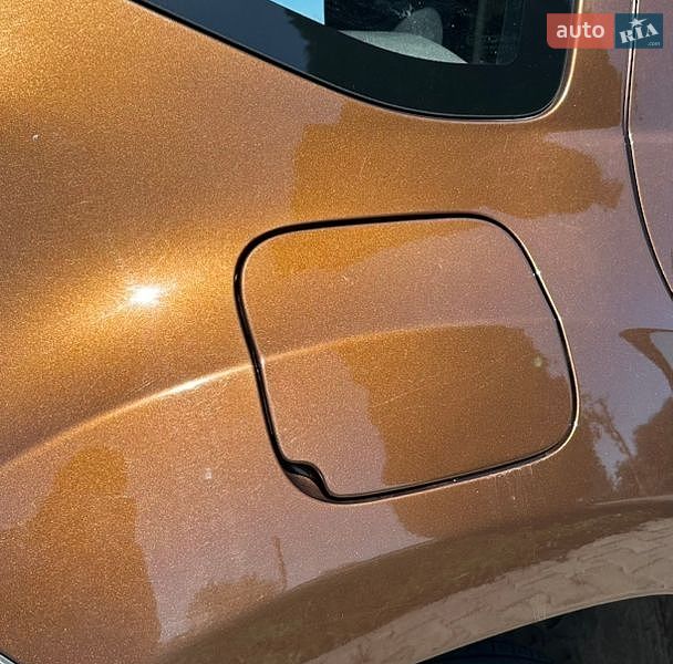 Внедорожник / Кроссовер Renault Duster 2013 в Вирах фото 11 Внедорожник / Кроссовер Renault Duster 2013 в Вирах