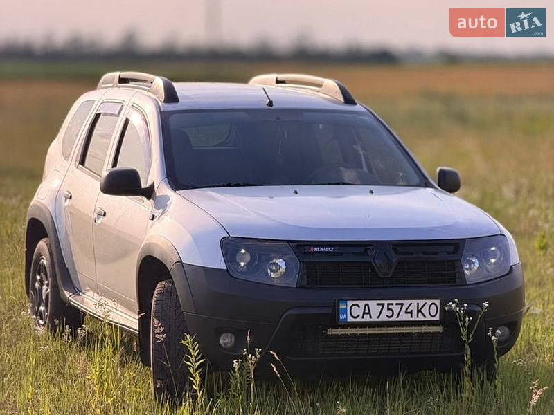 Внедорожник / Кроссовер Renault Duster 2011 в Черкассах
