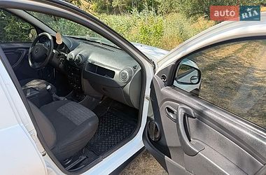 Внедорожник / Кроссовер Renault Duster 2013 в Саврани
