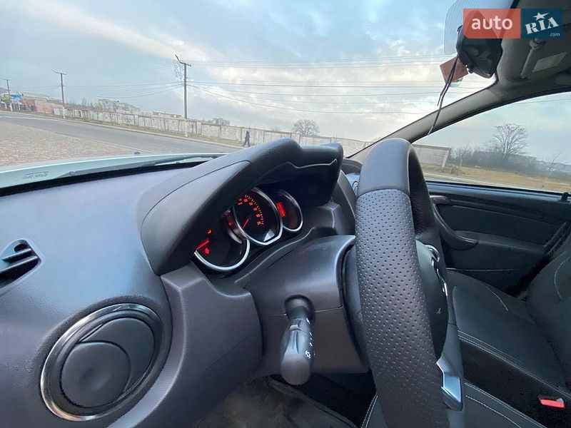 Позашляховик / Кросовер Renault Duster 2017 в Одесі
