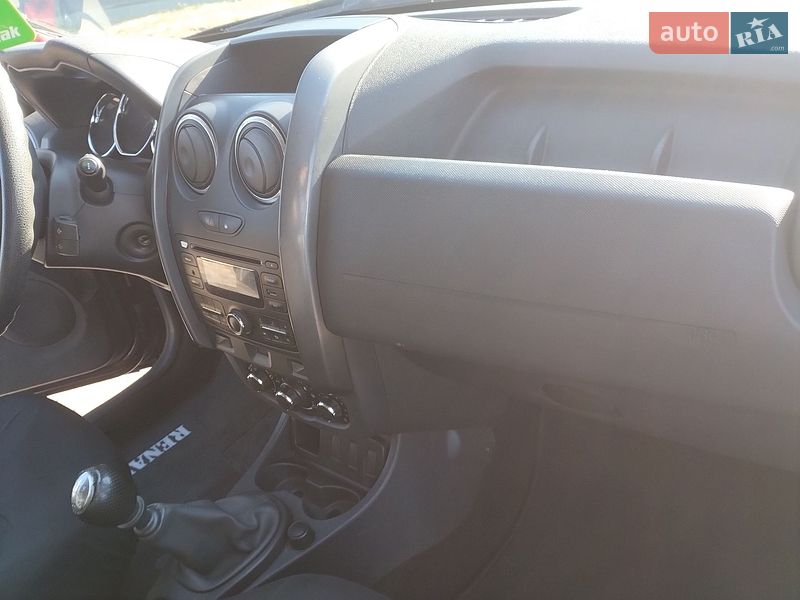 Позашляховик / Кросовер Renault Duster 2016 в Черкасах