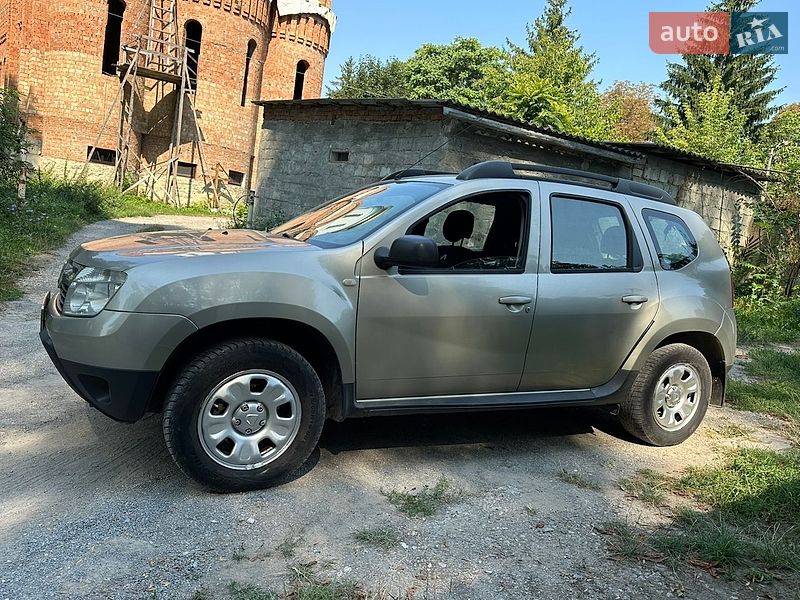 Внедорожник / Кроссовер Renault Duster 2011 в Борщеве