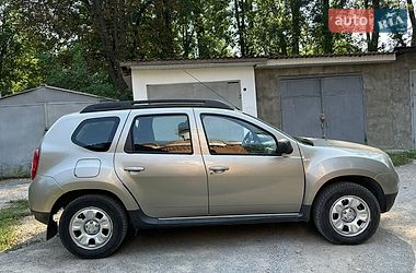 Внедорожник / Кроссовер Renault Duster 2011 в Борщеве