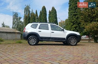 Внедорожник / Кроссовер Renault Duster 2017 в Черкассах