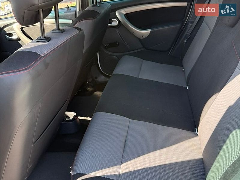 Внедорожник / Кроссовер Renault Duster 2013 в Мироновке фото 12 Внедорожник / Кроссовер Renault Duster 2013 в Мироновке