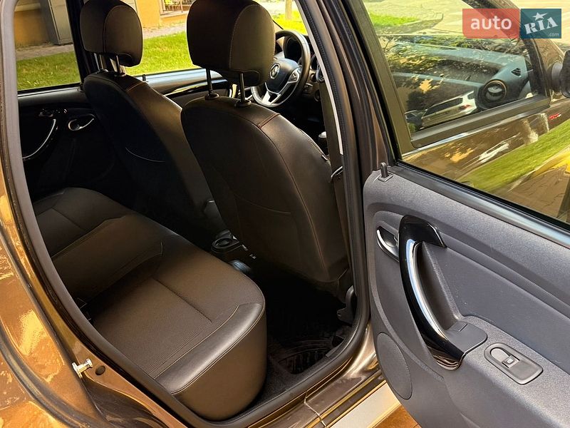 Внедорожник / Кроссовер Renault Duster 2017 в Киеве