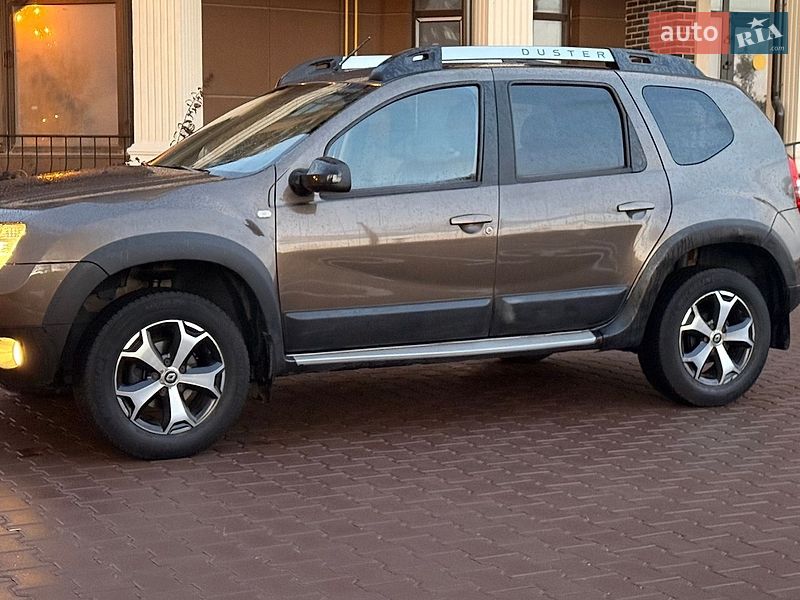Внедорожник / Кроссовер Renault Duster 2017 в Киеве