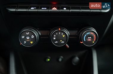 Внедорожник / Кроссовер Renault Duster 2021 в Киеве