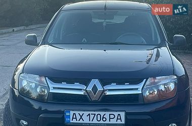 Внедорожник / Кроссовер Renault Duster 2010 в Харькове