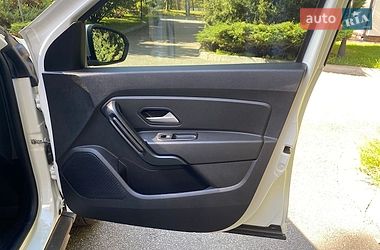 Позашляховик / Кросовер Renault Duster 2023 в Києві