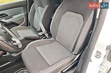 Внедорожник / Кроссовер Renault Duster 2023 в Сумах фото 16 Внедорожник / Кроссовер Renault Duster 2023 в Сумах